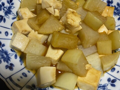 フライパンでつくる大根と豆腐の煮物